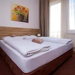 Aviator Garni Hotel Bratislava