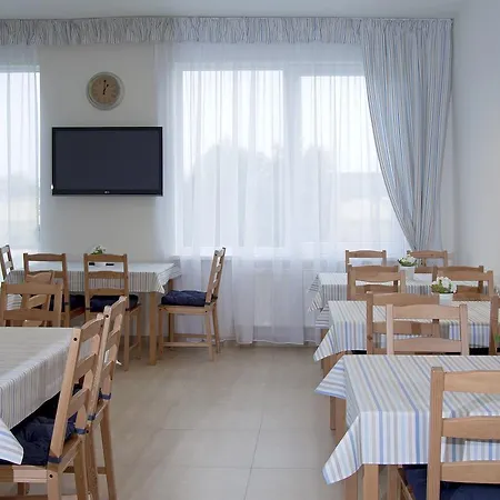 Hotel Aviator Garni 3*