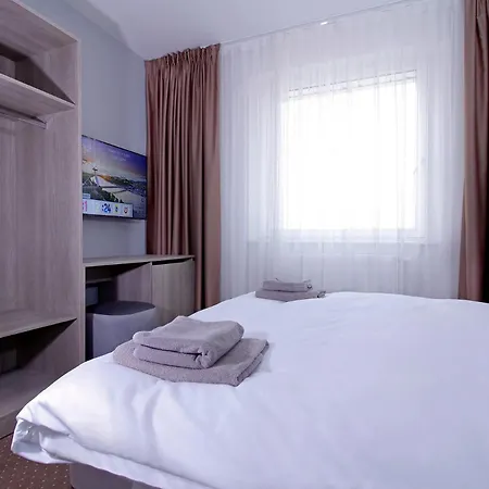 Hotel Aviator Garni