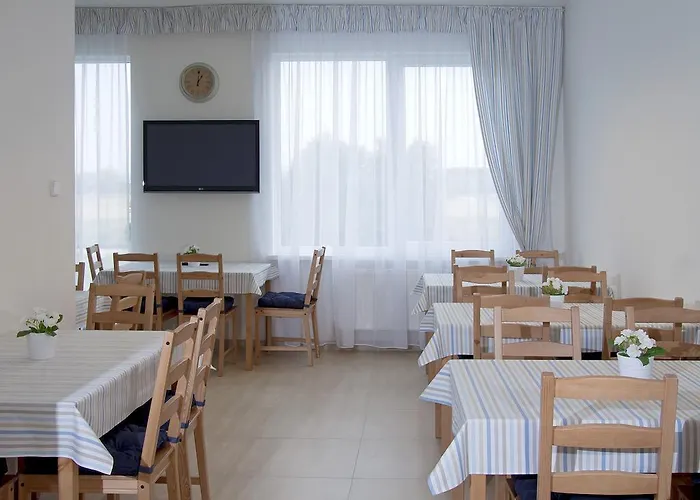 Otel Aviator Garni 3*