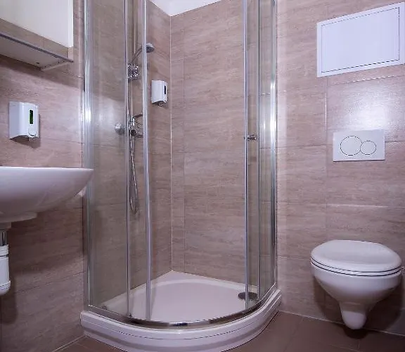 Aviator Garni 3* Bratislava